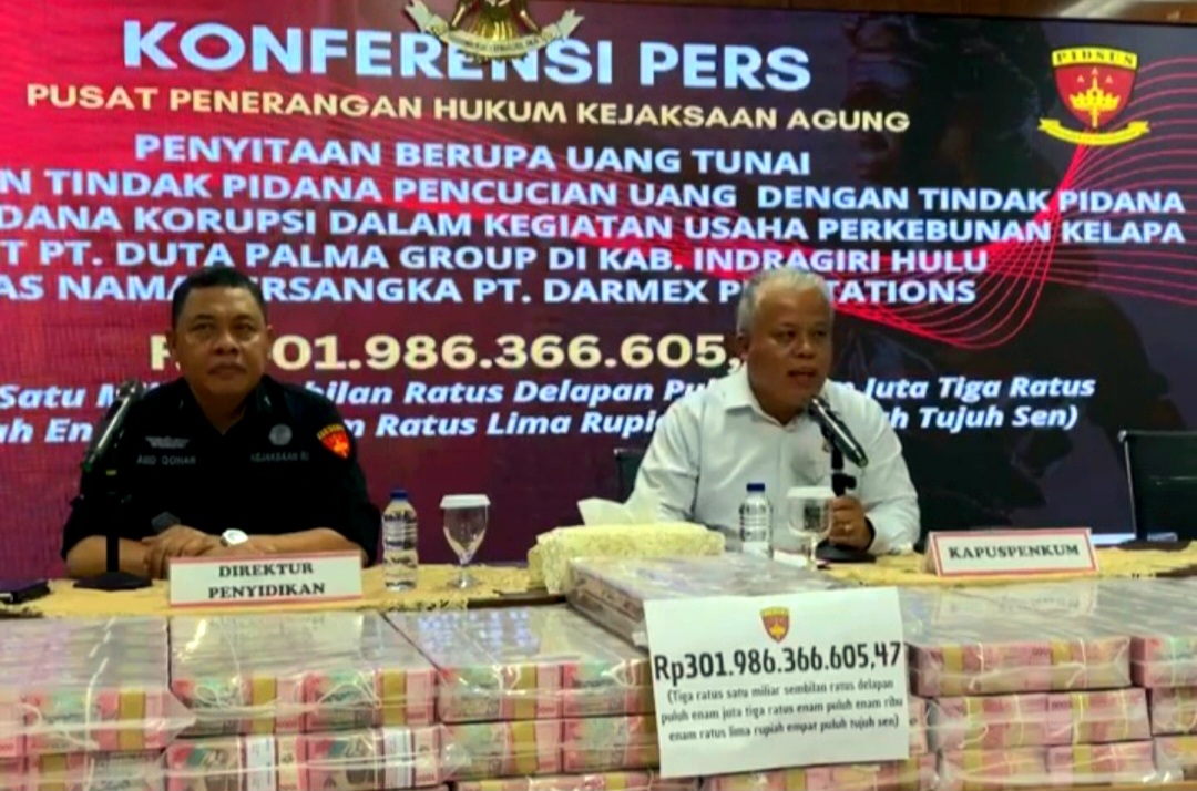 Penyitaan uang ratusan miliar oleh Kejagung terkait Korupsi Sawit PT Duta Palama (SinPo.id/Firdaus)