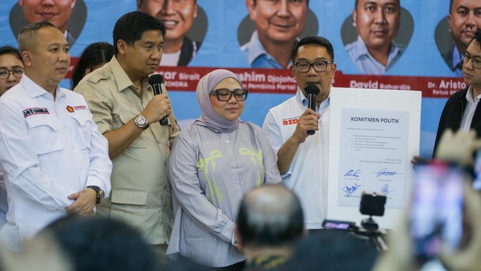 Ridwan Kamil kampanye didampingi Maruarar Sirait (SinPo.id/Istimewa).