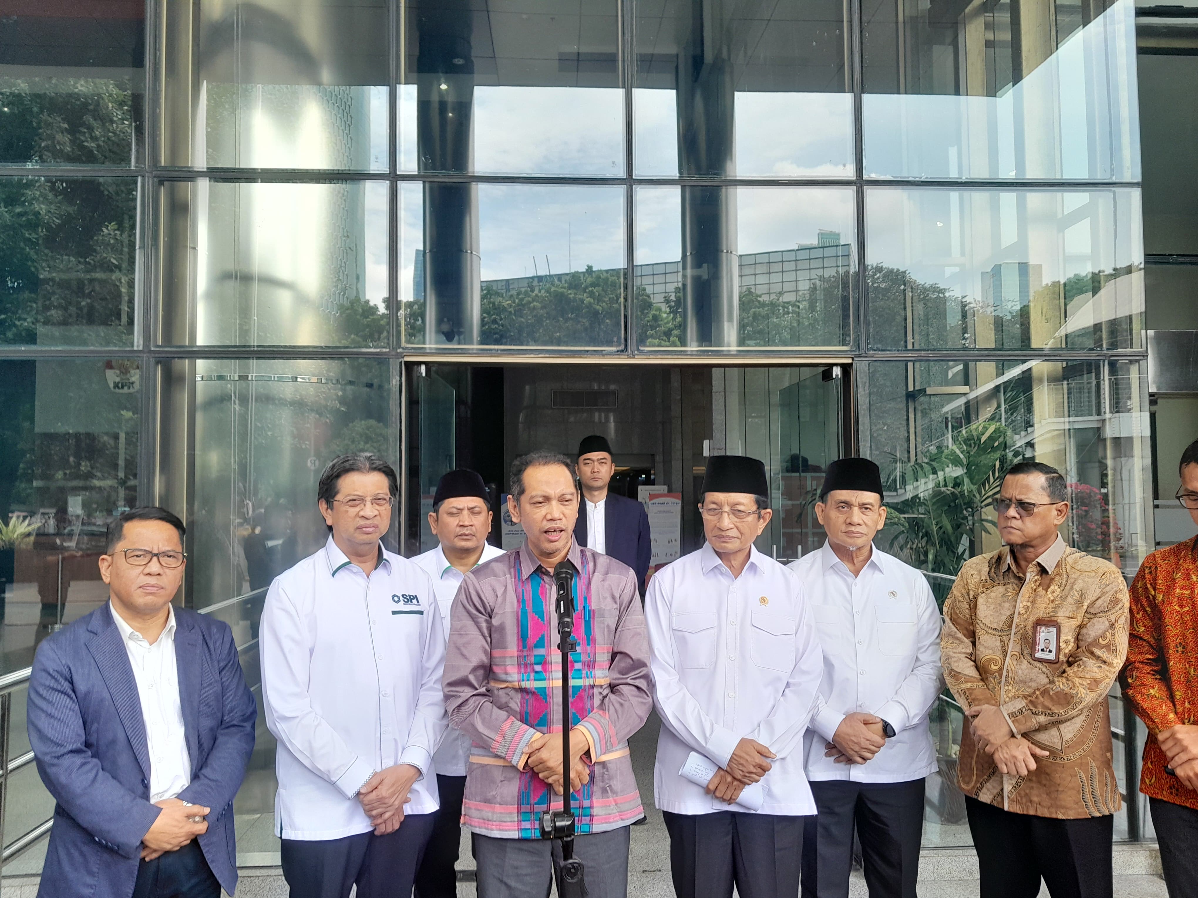 Menag Nasaruddin Umar sambangi Gedung KPK RI (SinPo.id/David)