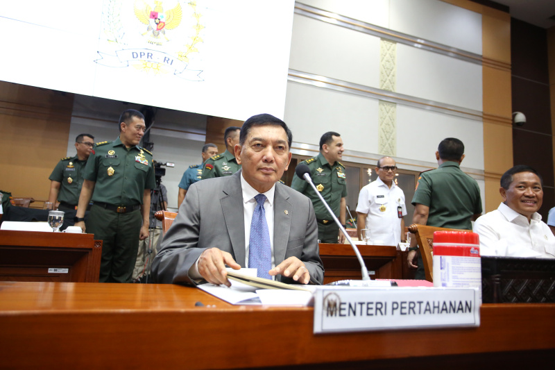 Menhan rapat kerja dengan Komisi I DPR bersama Panglima TNI dan pimpinan tiga matra TNI lainnya (SinPo.id/Ashar)