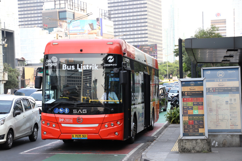 Bus TransJakarta (SinPo.id/ Ashar)