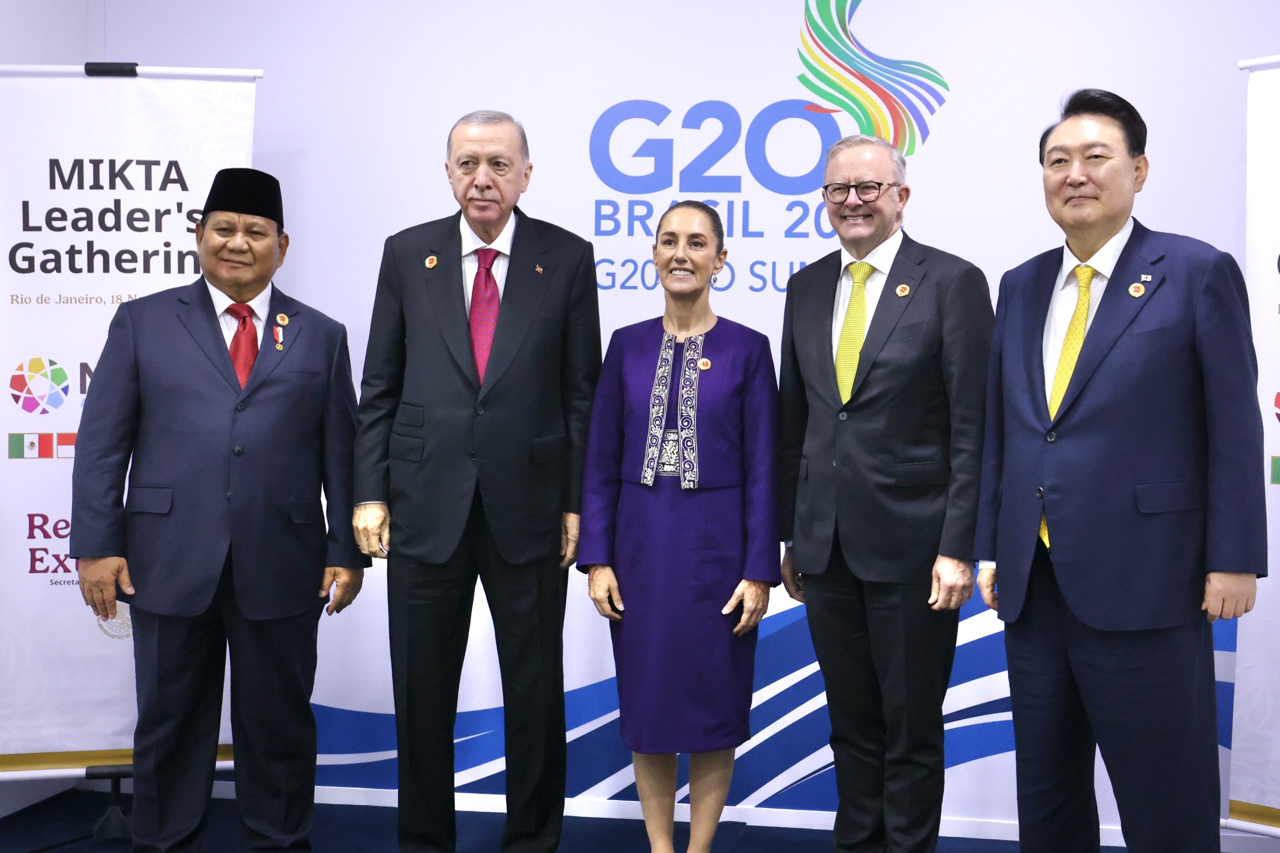 Preiden Prabowo dan Pemimpin 4 Negara anggota MIKTA di KTT G20 Brasil (SinPo.id/Tim Media Prabowo)