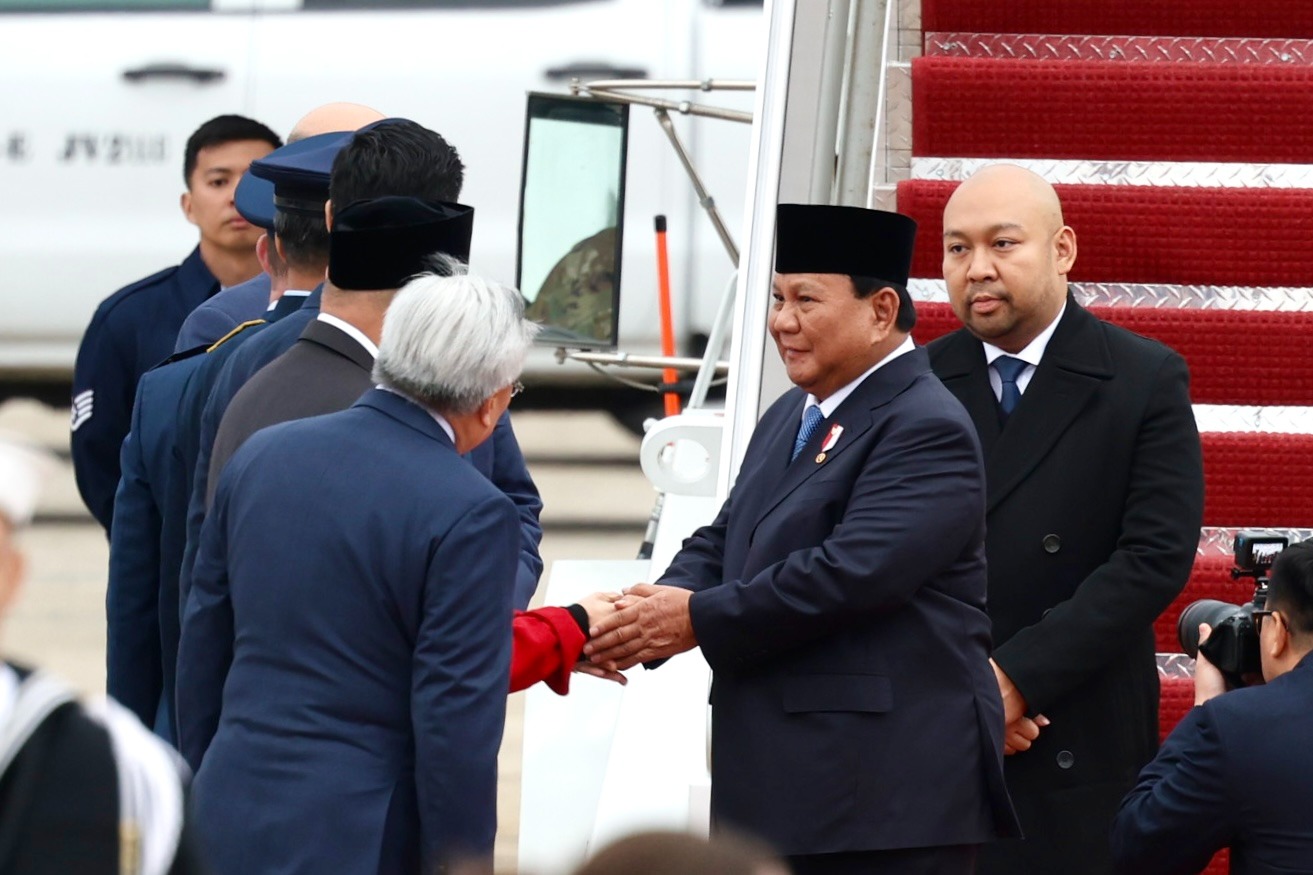 Presiden RI Prabowo Subianto mendarat di Bandara Andrews Air Force Base pukul 16:10 waktu setempat. (SinPo.id/Tim Media)