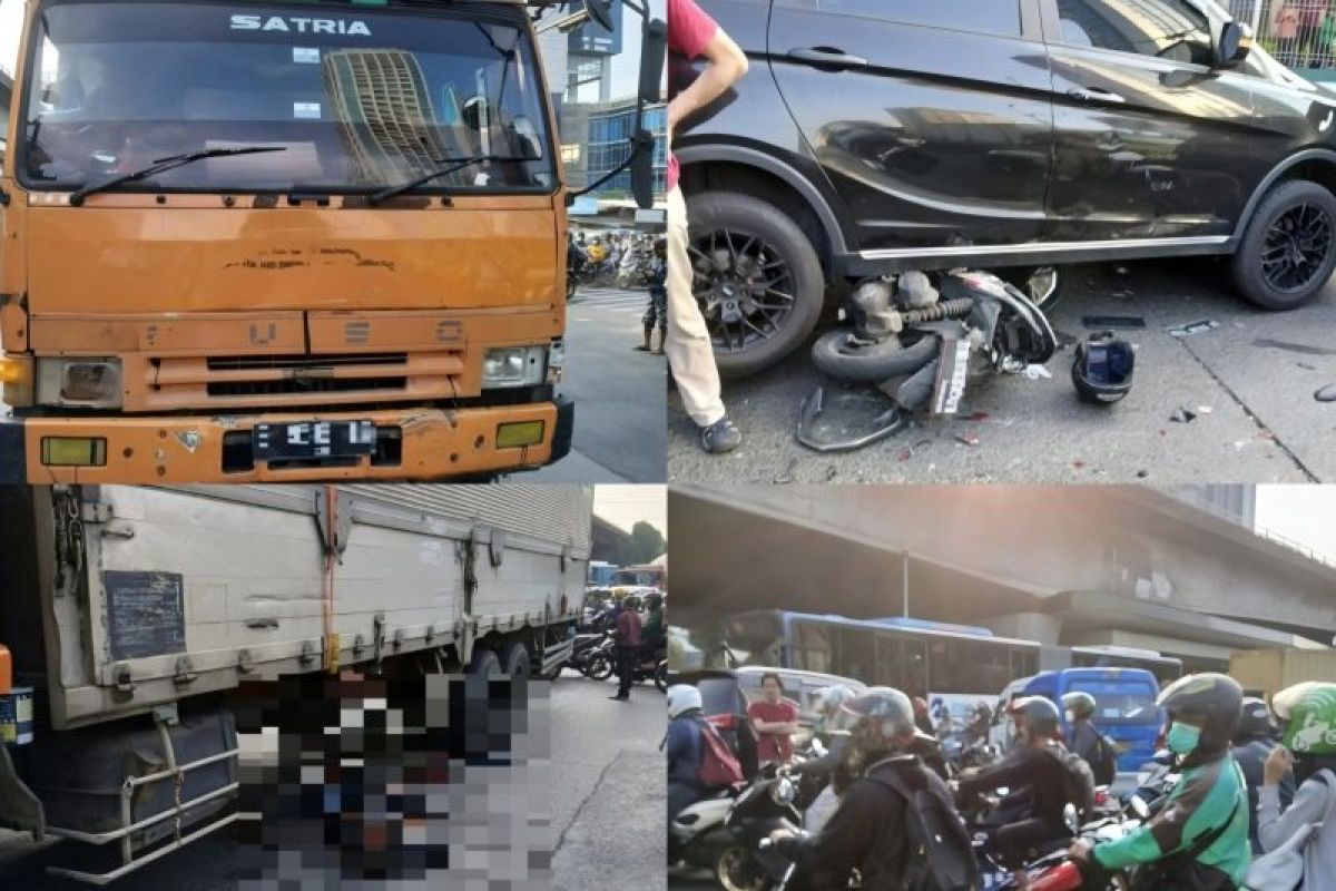 Sebuah truk tronton mengalami gangguan rem dan menabrak delapan kendaraan di traffic light Slipi. (SinPo.id/X @TMCPoldaMetro)