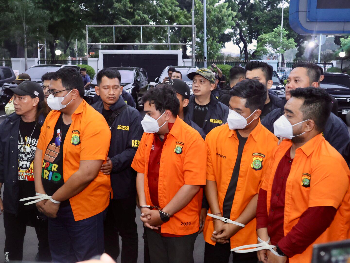 Oknum pegawai Kementerian Komdigi yang terlibat judi online (SinPo.id/ Dok. Polda Metro Jaya)