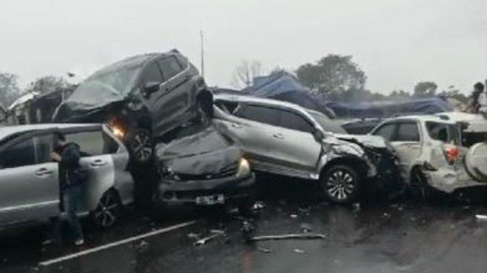 Kecelakaan beruntun di Tol Cipularang KM 92 arah Jakarta pada Senin, 11 November 2024. (SinPo.id/Istimewa)