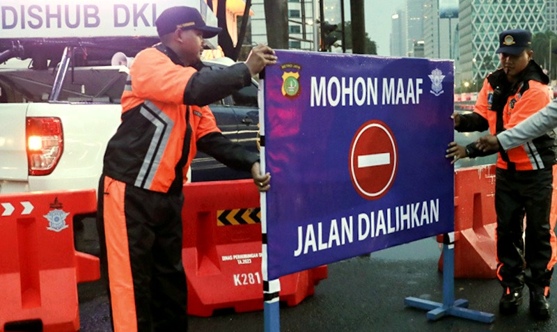 Penutupan jalan protokol di Jakarta (SinPo.id/Beritajakarta)