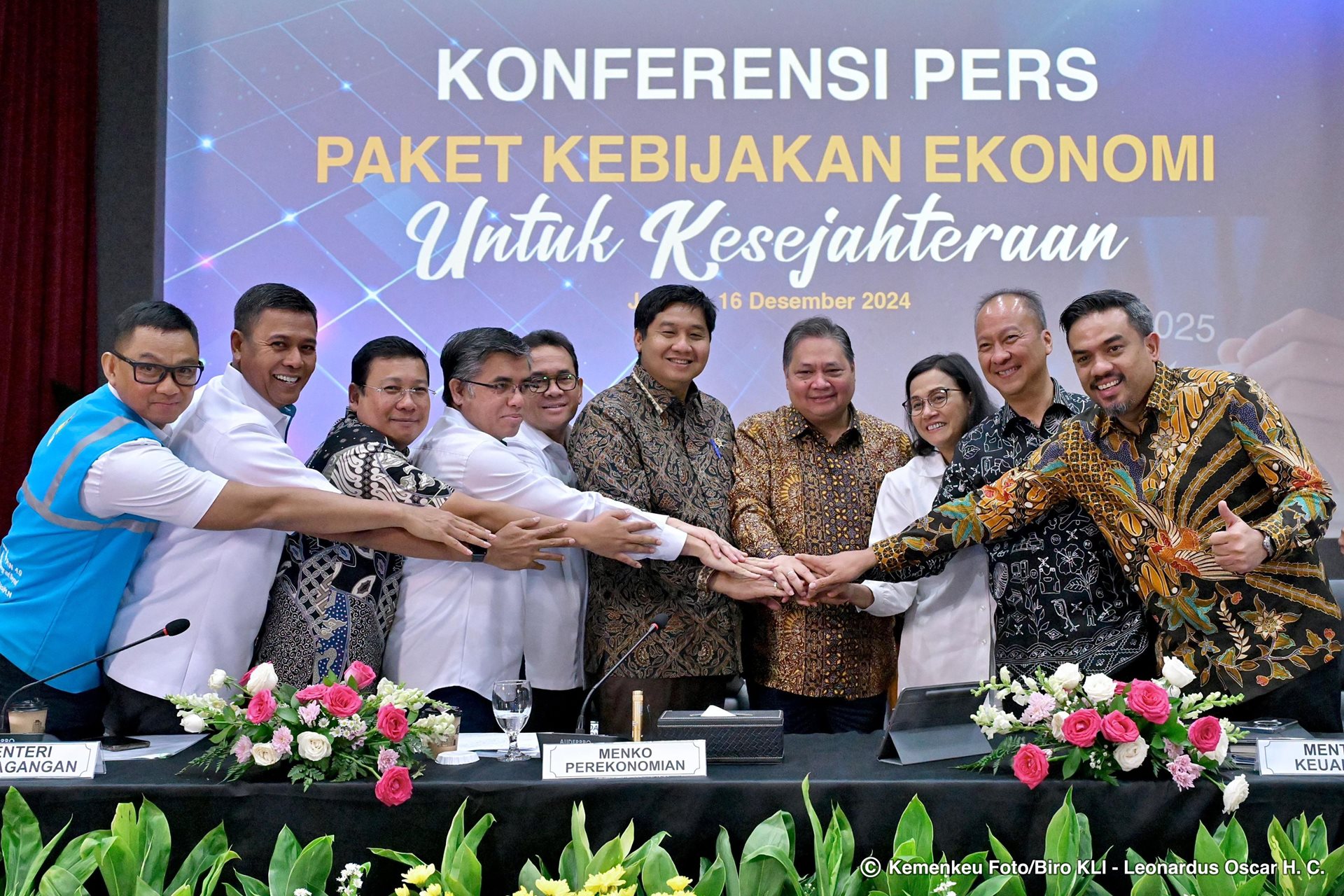 Para menteri bidang ekonomi usai konferensi pers bertajuk Paket Stimulus Ekonomi untuk Kesejahteraan (SinPo.id/ Dok. Kemenkeu)