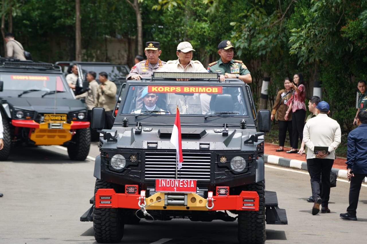 Presiden Prabowo Subianto dan Kapolri Jenderal Listyo Sigit Prabowo (SinPo.id/ Humas Polri)