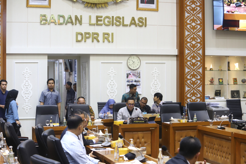 Baleg DPR gelar RDPU dengan Asosiasi Penambang Nikel (APNI), PBNU dan Muhammadiyah (SinPo.id/ Ashar)