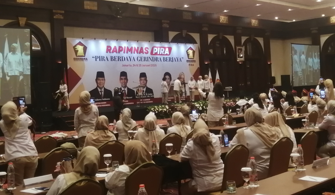 Ketua Harian Partai Gerindra Dasco membuka Rapimnas PIRA di Hotel Bidakara (SinPo.id/ Tio Pirnando)