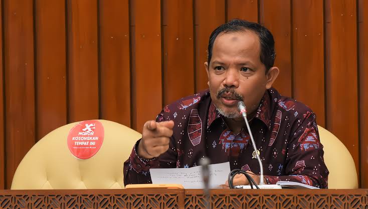 Anggota Komisi IV DPR RI Johan Rosihan (SinPo.id/EMediaDPR)