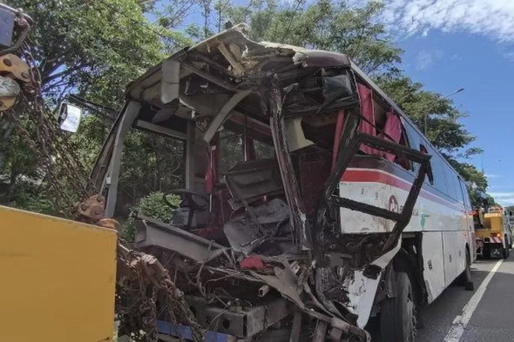 Kecelakaan di Tol Cipularang (SinPo.id/Humas Polri)