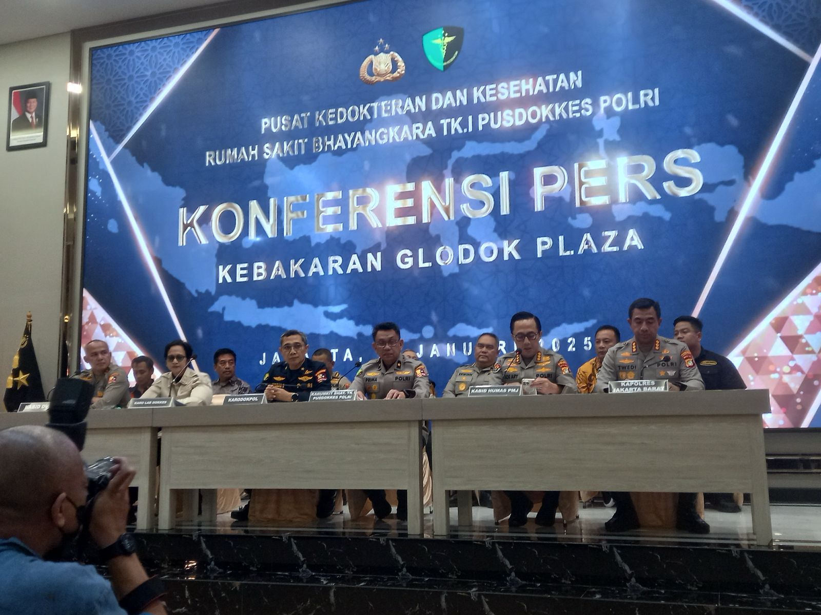 Konfrensi pers korban kebakaran Glodok Plaza (SinPo.id/Firdausi)