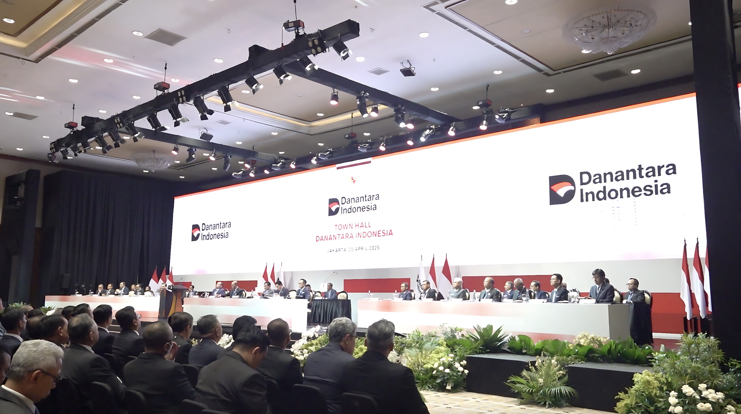 Town Hall Danantara (SinPo.id/Tim Media)