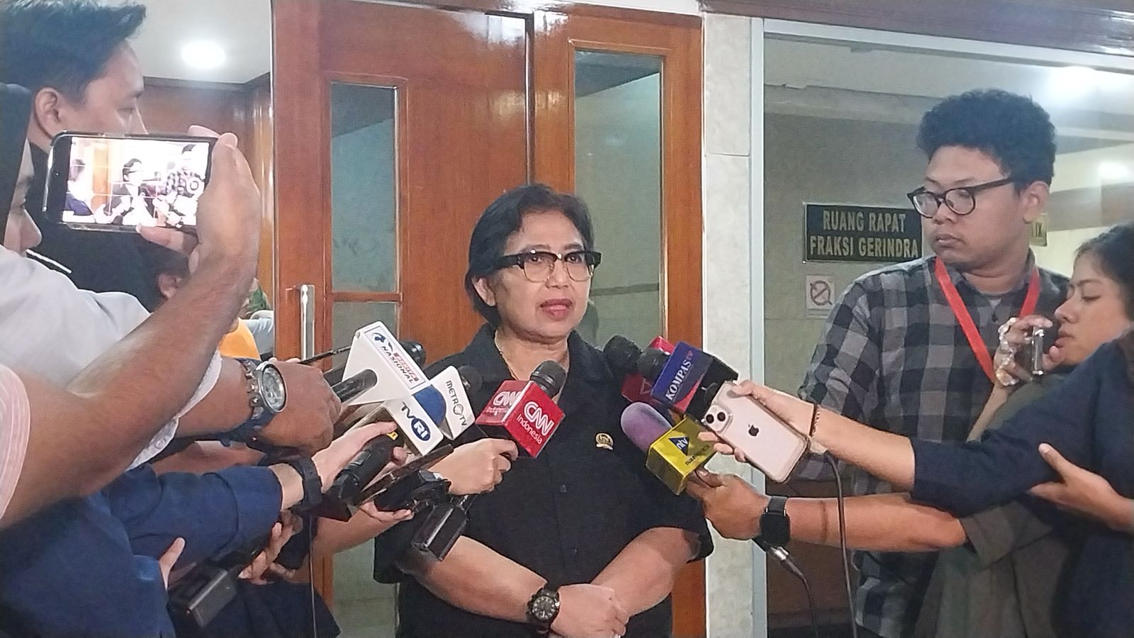 Anggota Komisi IX DPR RI dari Fraksi Partai NasDem, Irma Suryani. (SinPo.id/Galuh Ratnatika)