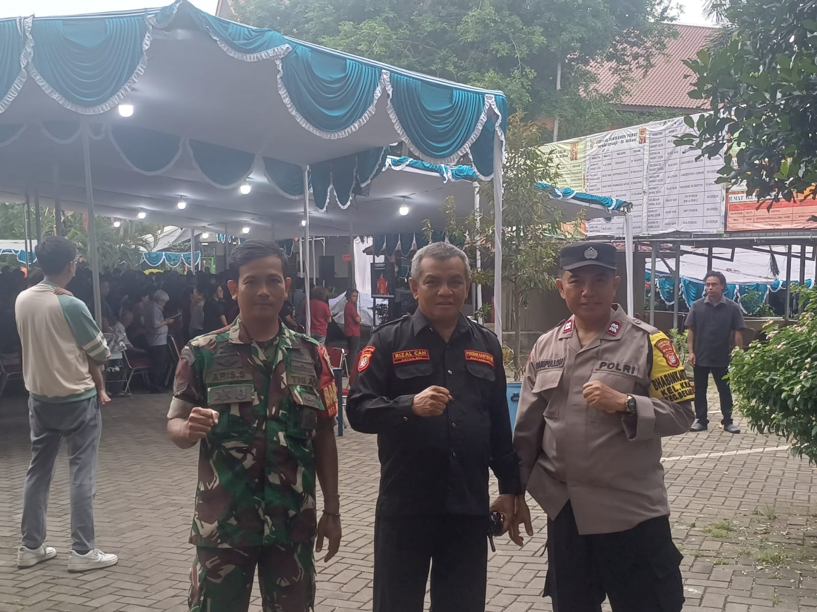 Pengamanan Jumat Agung di Bekasi (SinPo.id/Humas Metro Bekasi)