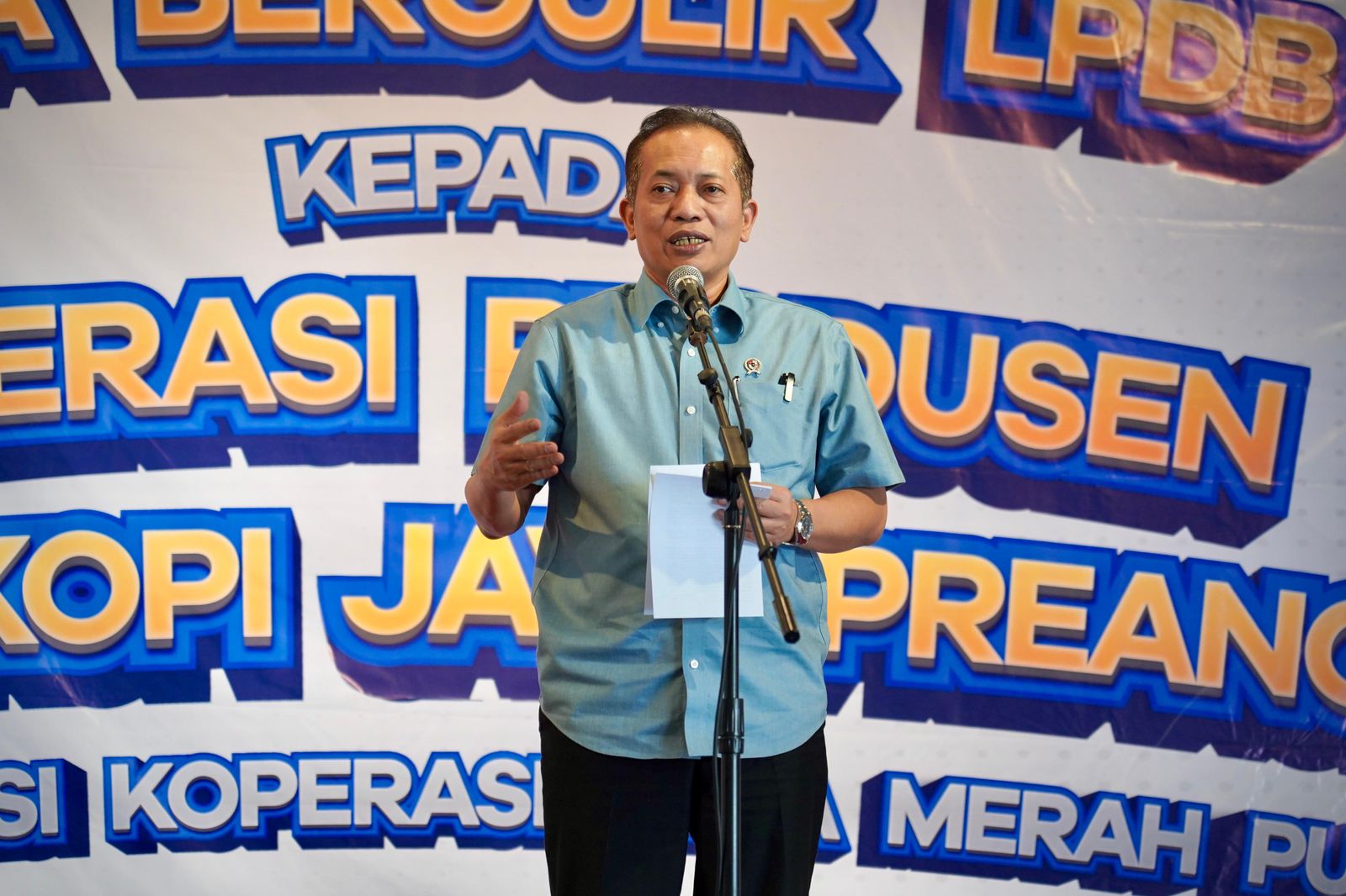 Wakil Menteri Koperasi RI Ferry Juliantono (SinPo.id/ Dok. Kemenkop)