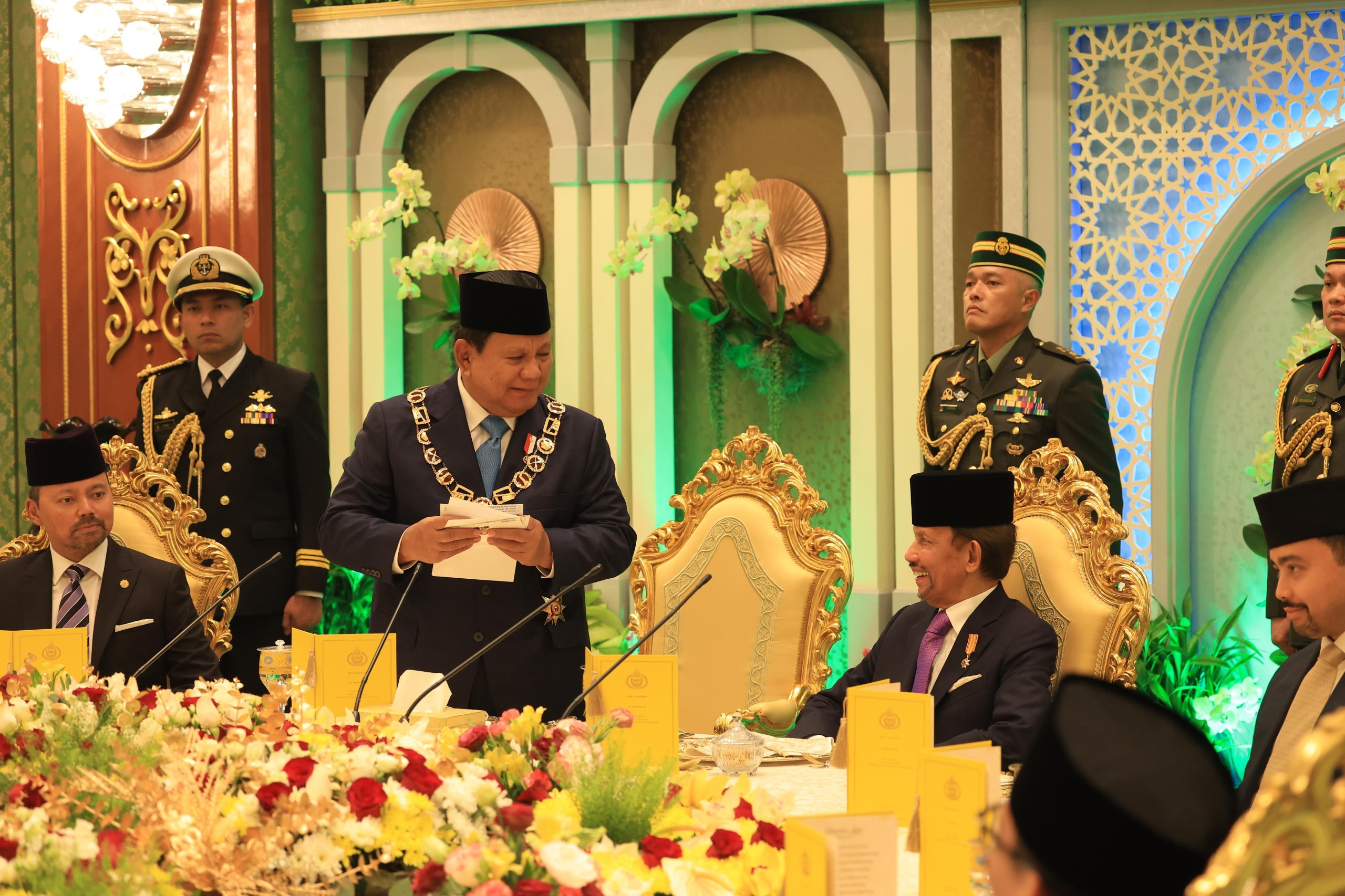 Presiden RI Prabowo Subianto melakukan kunjungan kerja ke Brunei Darussalam (SinPo.id/Tim Media)