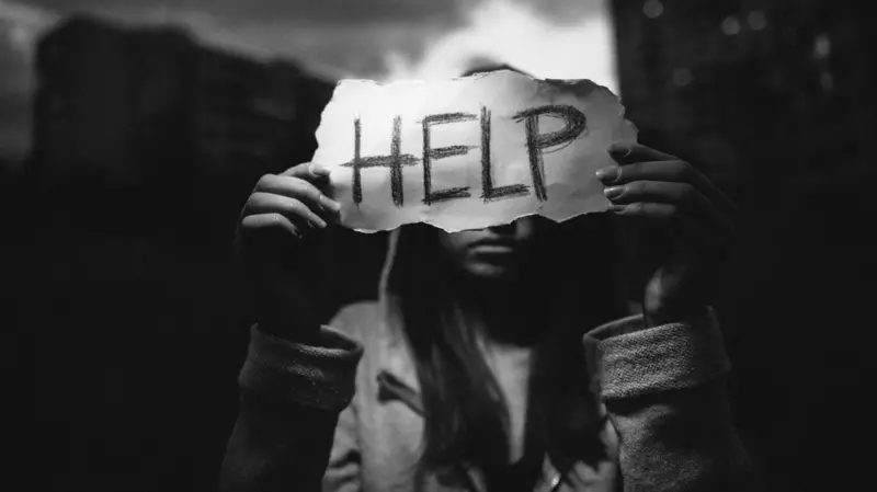 Ilustrasi seorang anak perempuan meminta pertolongan. (SinPo.id/Getty Images)