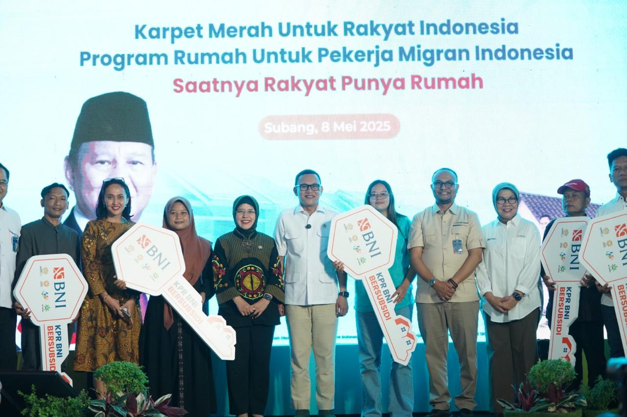Menteri P2MI Abdul Kadir Karding meluncurkan program rumah subsidi bagi PMI (SinPo.id/Tio Pirnando)