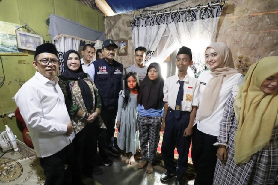 Mensos Gus Ipul datangi rumah calon siswa sekolah gratis di Lampung (SinPo.id/Kemensos)