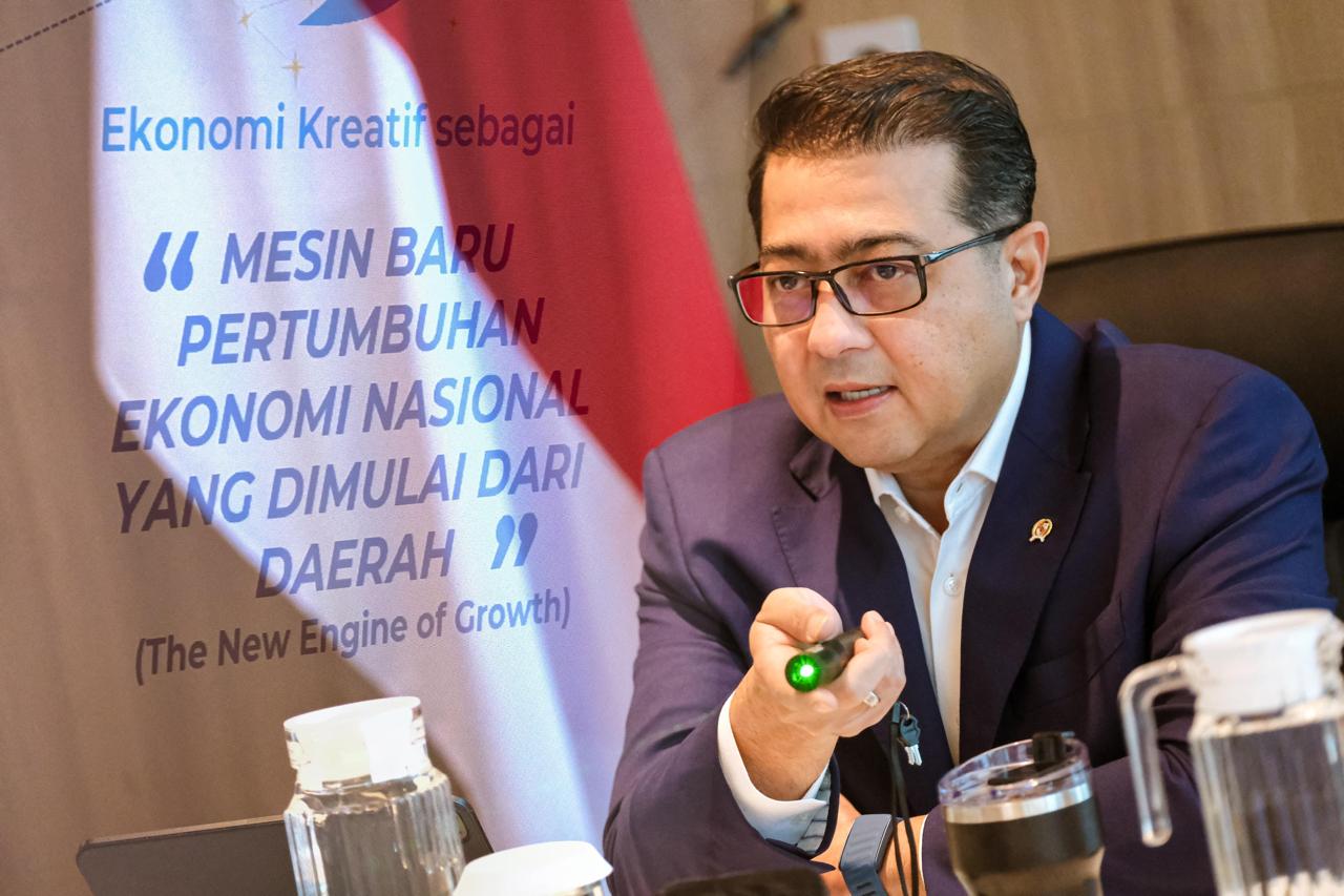 Menteri Ekonomi Kreatif (Menekraf) Teuku Riefky Harsya. (SinPo.id/Dok. Kemenekraf)