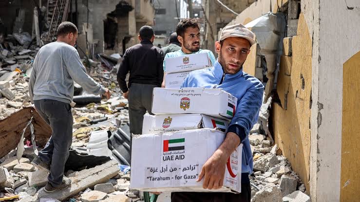 Ilustrasi bantuan kemanusiaan untuk warga Gaza (SinPo.id/ Getty Image)