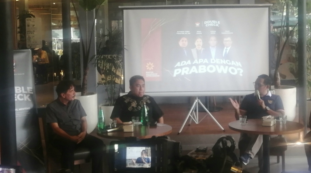 Kepala Kantor Komunikasi Kepresidenan Hasan Nasbi. (SinPo.id/Tio)