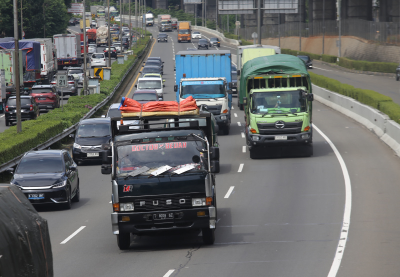 Pemerintah akan menindak tegas truck yang bermuatan lebih yamg sering mengalami kecelakaan (Ashar/SinPo.id)