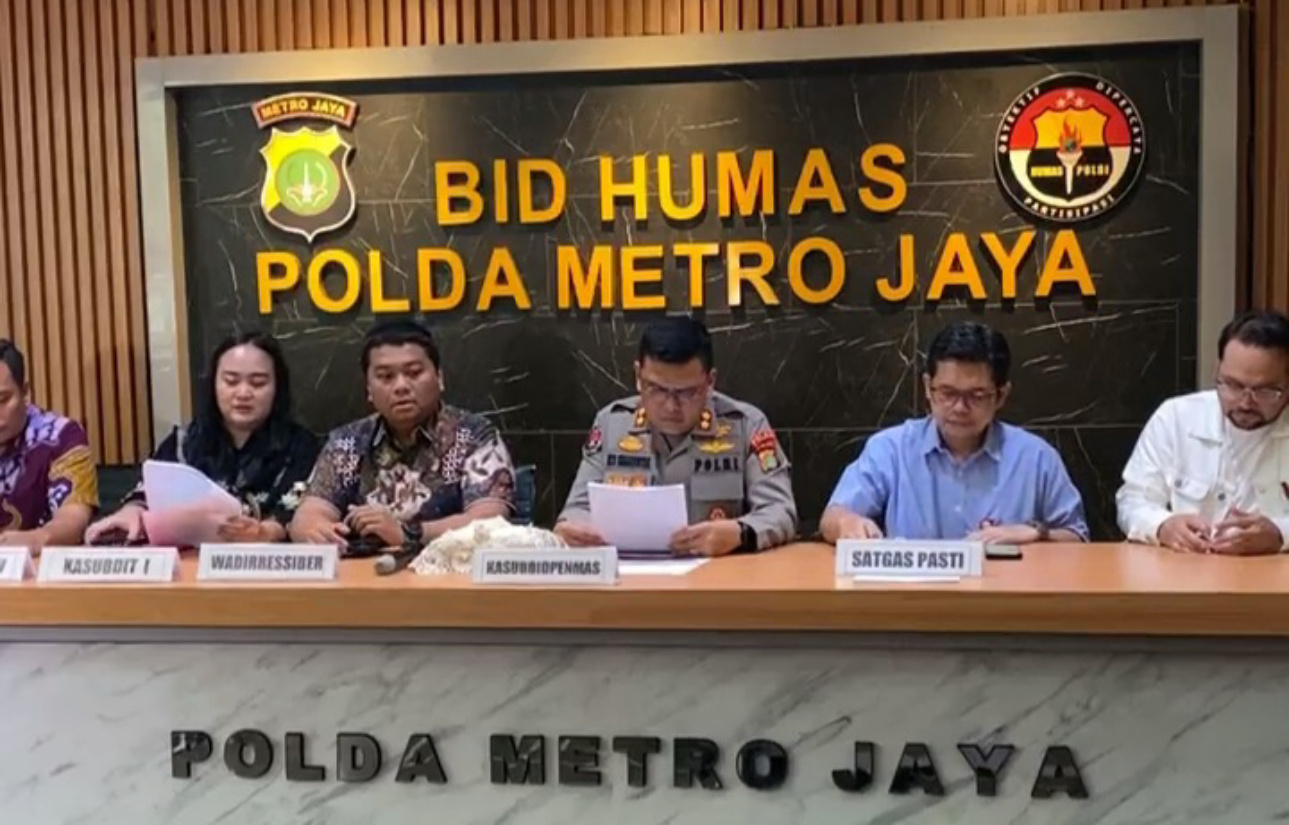 Konfrensi pers kasus pembobolan kartu kredit (SinPo.id/Firdausi)