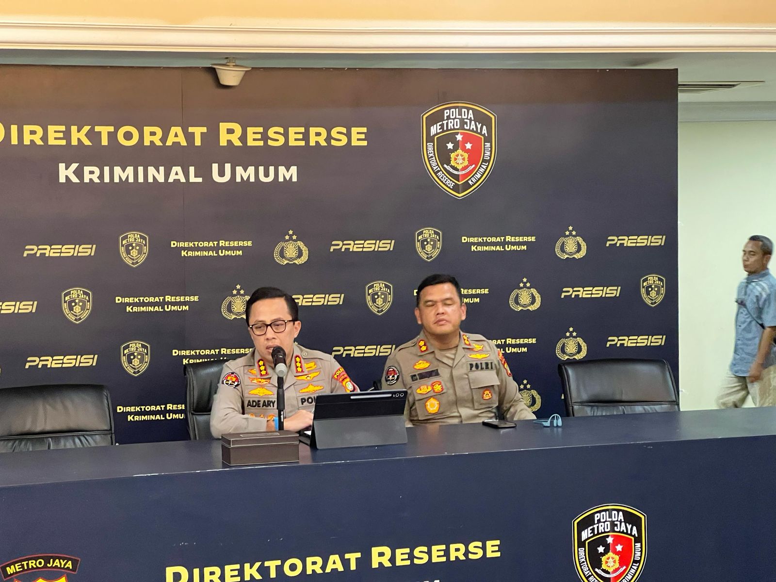 Kabid Humas Polda Metro Jaya, Kombes Ade Ary Syam Indradi (SinPo.id/Humas PMJ)