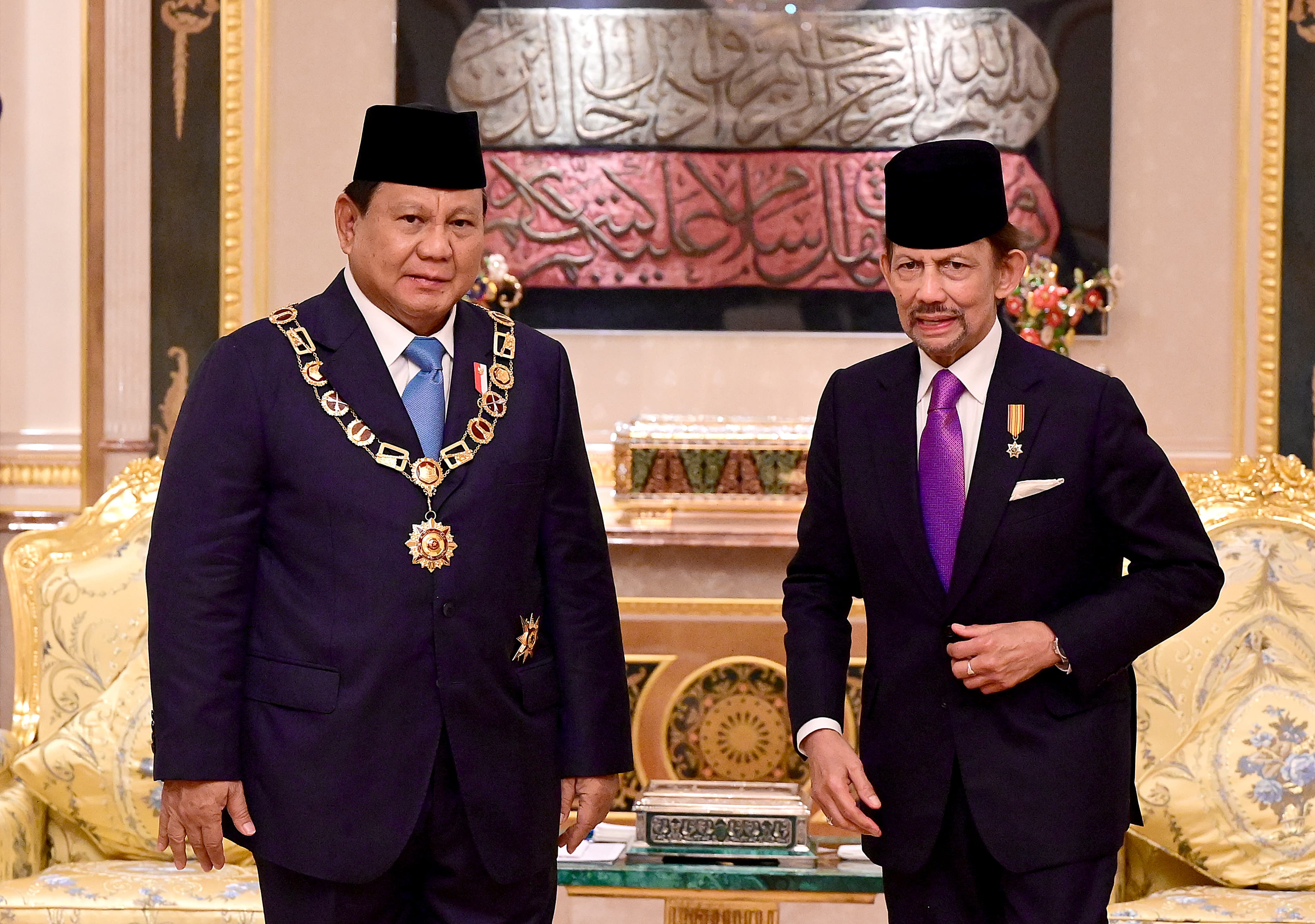 Presiden Prabowo Subianto Terima Bintang Kebesaran Tertinggi Brunei Darussalam (SinPo.id/Setpres)