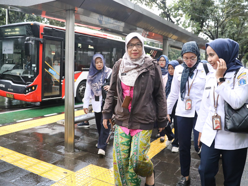 ASN DKI gunakan Transportasi Umum (SinPo.id/Beritajakarta)