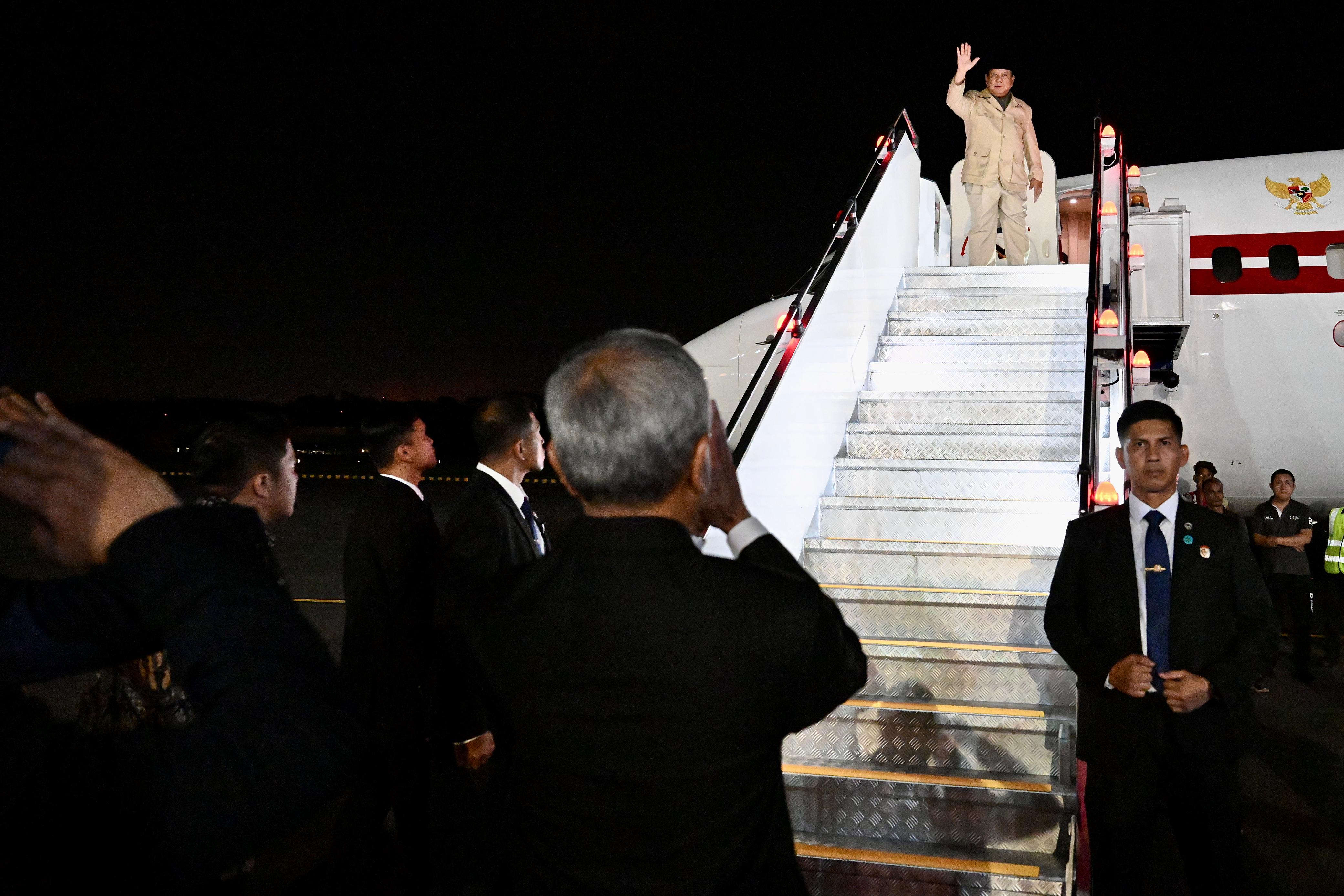 Bertolak dari Singapura, Presiden Prabowo Lanjutkan Lawatan ke Rusia (SinPo.id/Setpres)