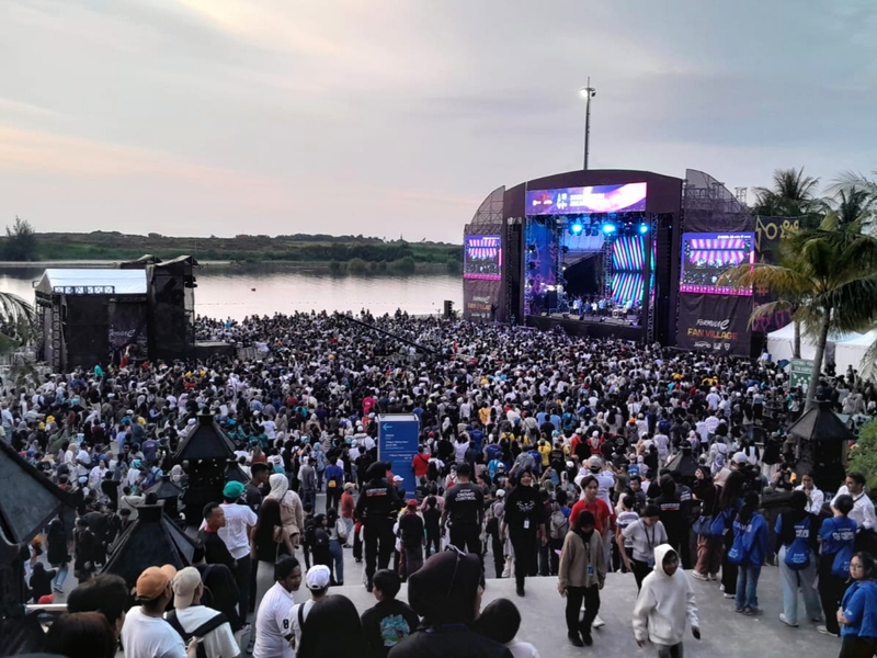 Dewa 19 Feat All Stars Guncang Panggung Jakarta E-Prix di Ancol (SinPo.id/Beritajakarta)