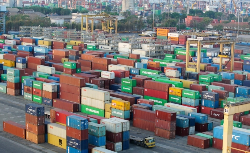 Ilustrasi bongkar muat peti kemas (SinPo.id/ Dok. Pelindo)