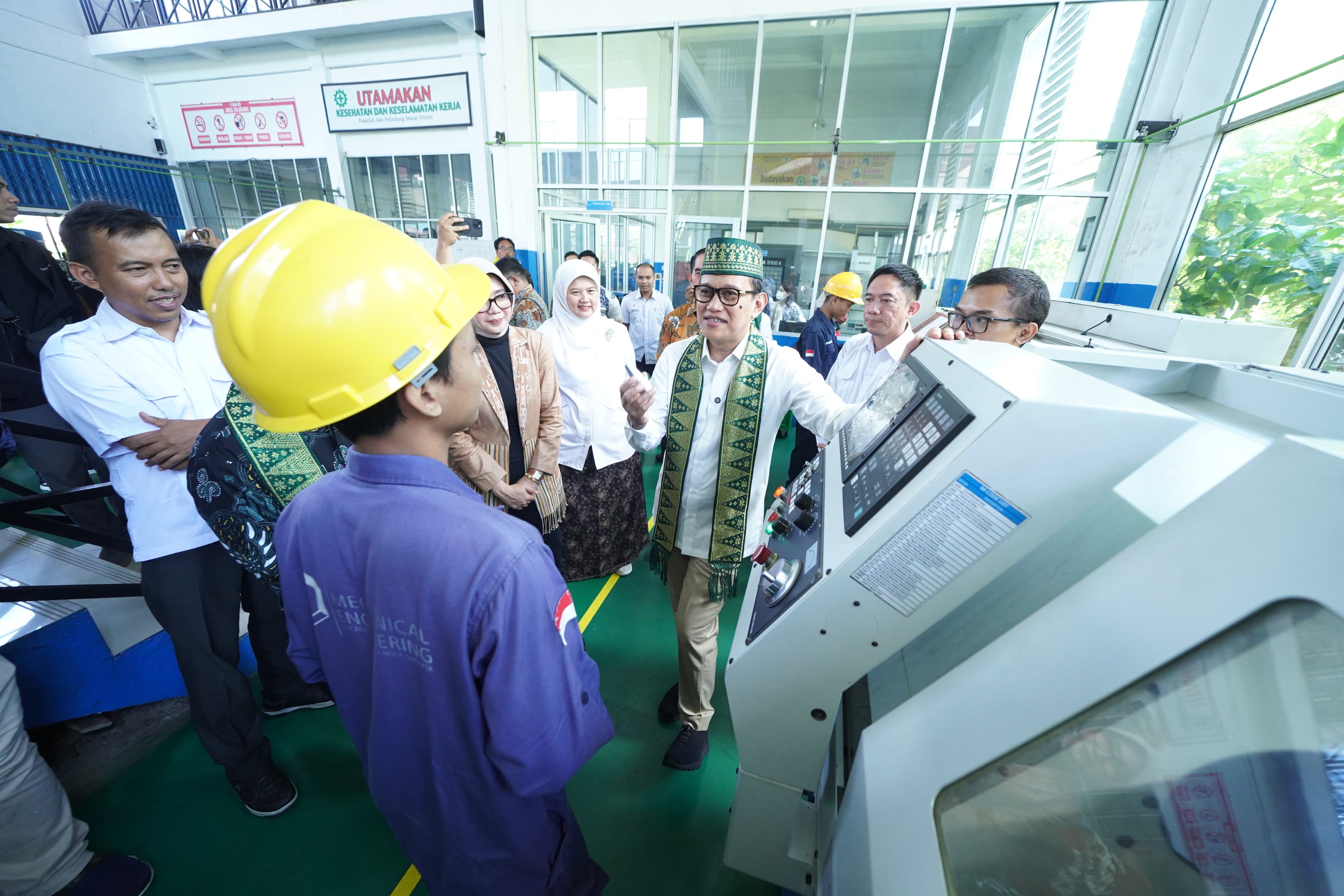 Menteri P2MI Abdul Kadir Karding (SinPo.id/ Dok. KP2MI)