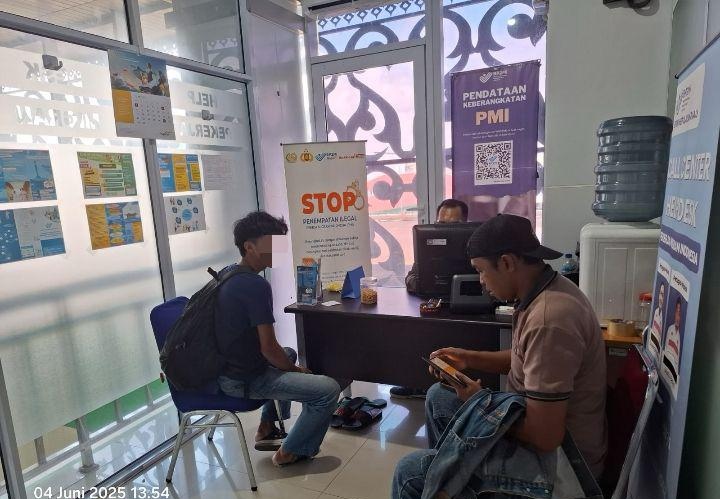 Ilustrasi keberangkatan calon PMI Ilegal berhasil digagalkan (SinPo.id/ Dok. KP2MI)