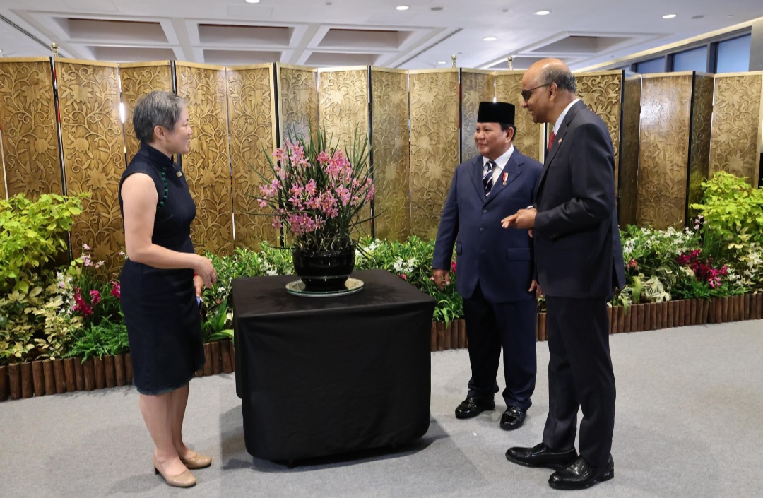 Presiden Prabowo Beri Nama Anggrek “Paraphalante Dora Sigar Soemitro” dalam Kunjungan Kenegaraan di Singapura (SinPo.id/Setpres)