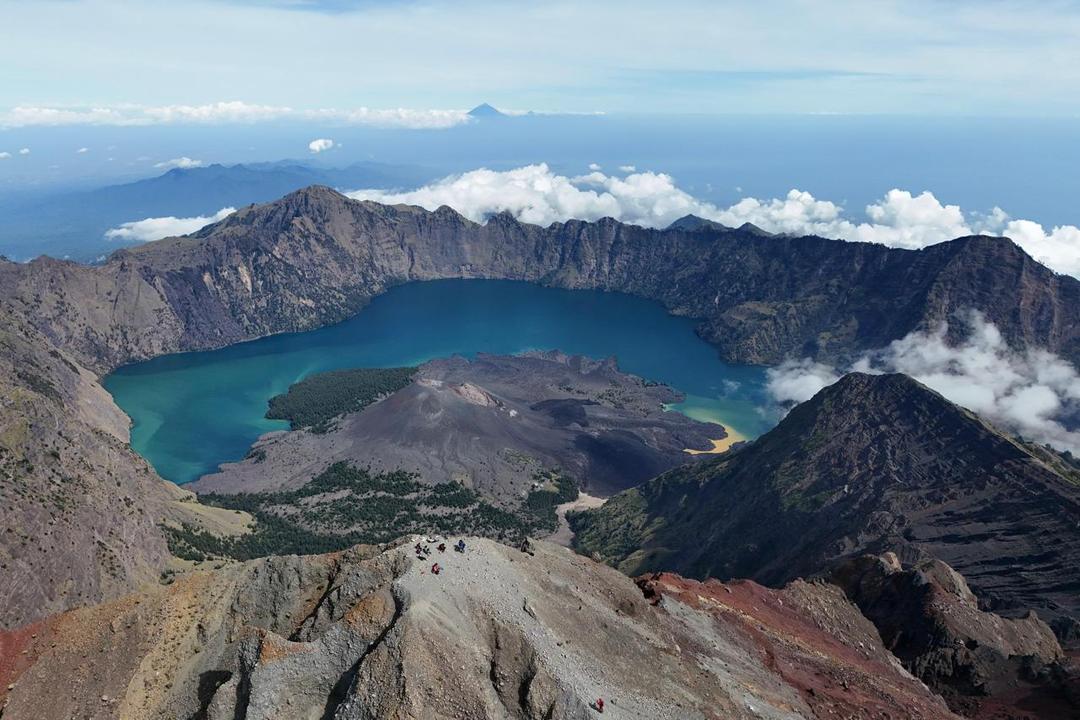Gunung Rinjani (SinPo.id/Kemenprekraf)