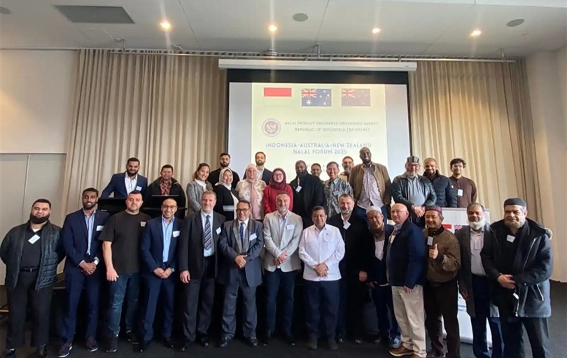 Kepala BPJPH Haikal Hasan dalam pertemuan Indonesia-Australia-New Zealand Halal Forum 2025. (SinPo.id/dok. BPJPH)