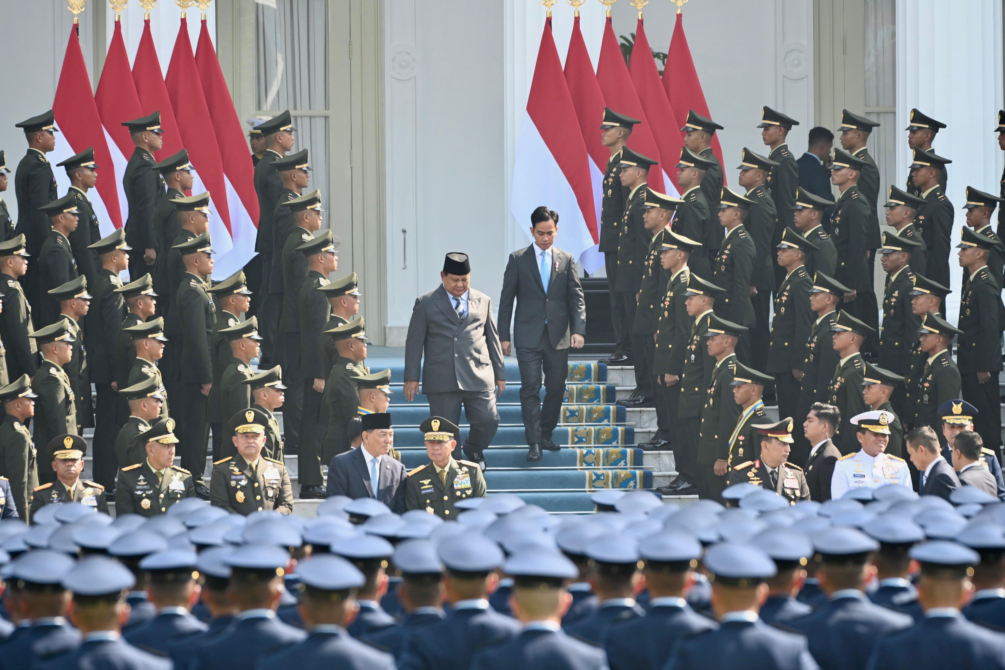 Wapres Gibran dampingi Presiden Prabowo dalam Pelantikan Perwira TNI-Polri. (SinPo.id/Setwapres)