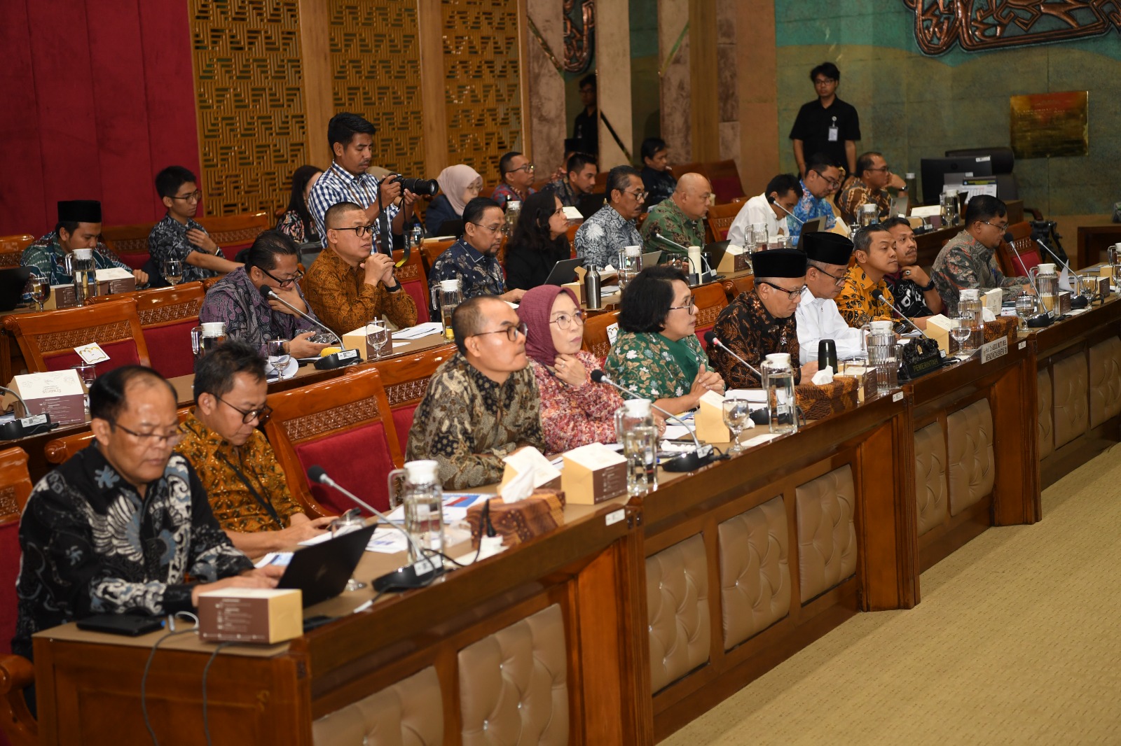 Kemendikdasmen Tindaklanjuti Putusan MK Soal Pendidikan Gratis (SinPo.id/Kemendikdasmen)