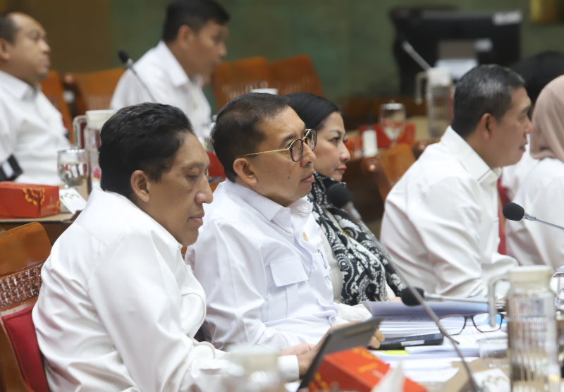 Komisi X DPR menggelar raker dengan Menteri Kebudayaan Fadli Zon membahas