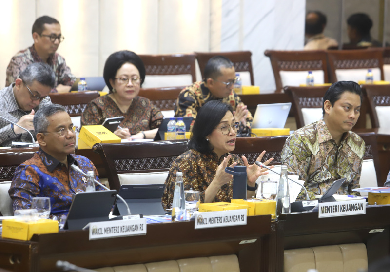 Komisi XI DPR menggelar raker dengan Menkeu Sri Mulyani membahas laporan keuangan LKPP Kemenkeu TA 2024 (Ashar/SinPo.id)