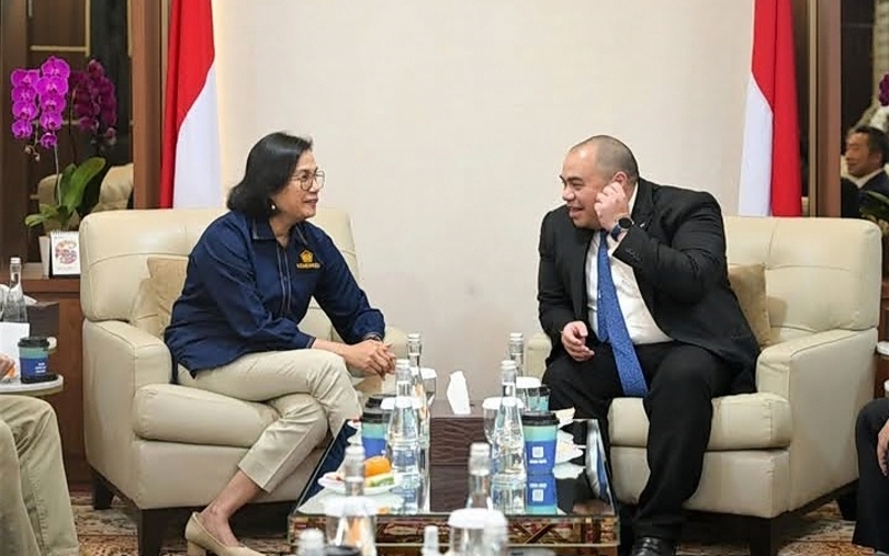 Menkeu Sri Mulyani dan CIO BPI Danantara Indonesia Pandu Sjahrir. (SinPo.id/IG @smindrawati)