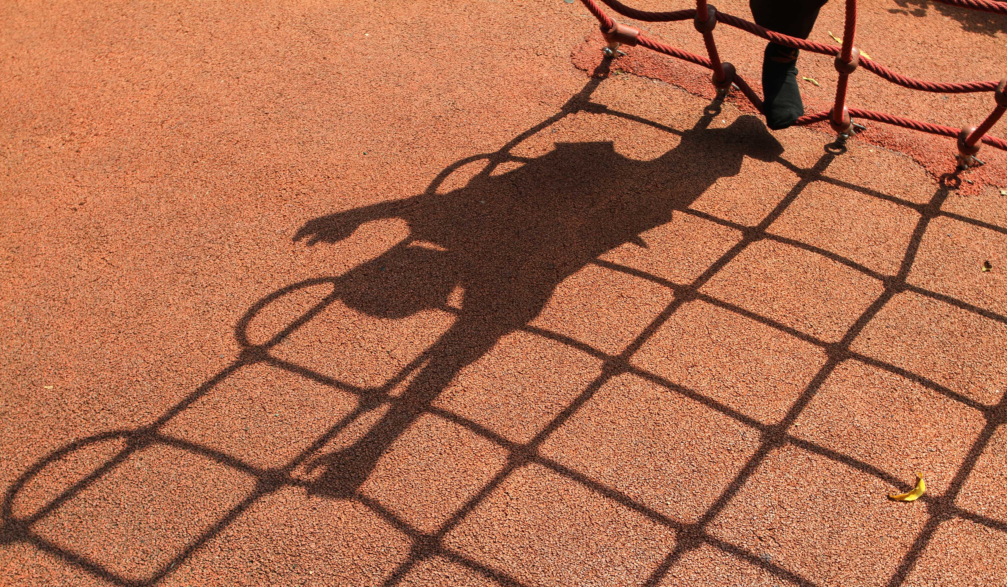 Anak bermain di Taman Puring, Jakarta. (Agus Priatna/SinPo.id)