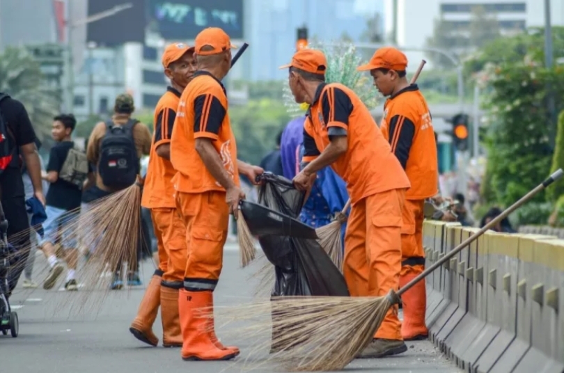 Ilustrasi pasukan oranye (SinPo.id/ Dok. Pemprov DKI)