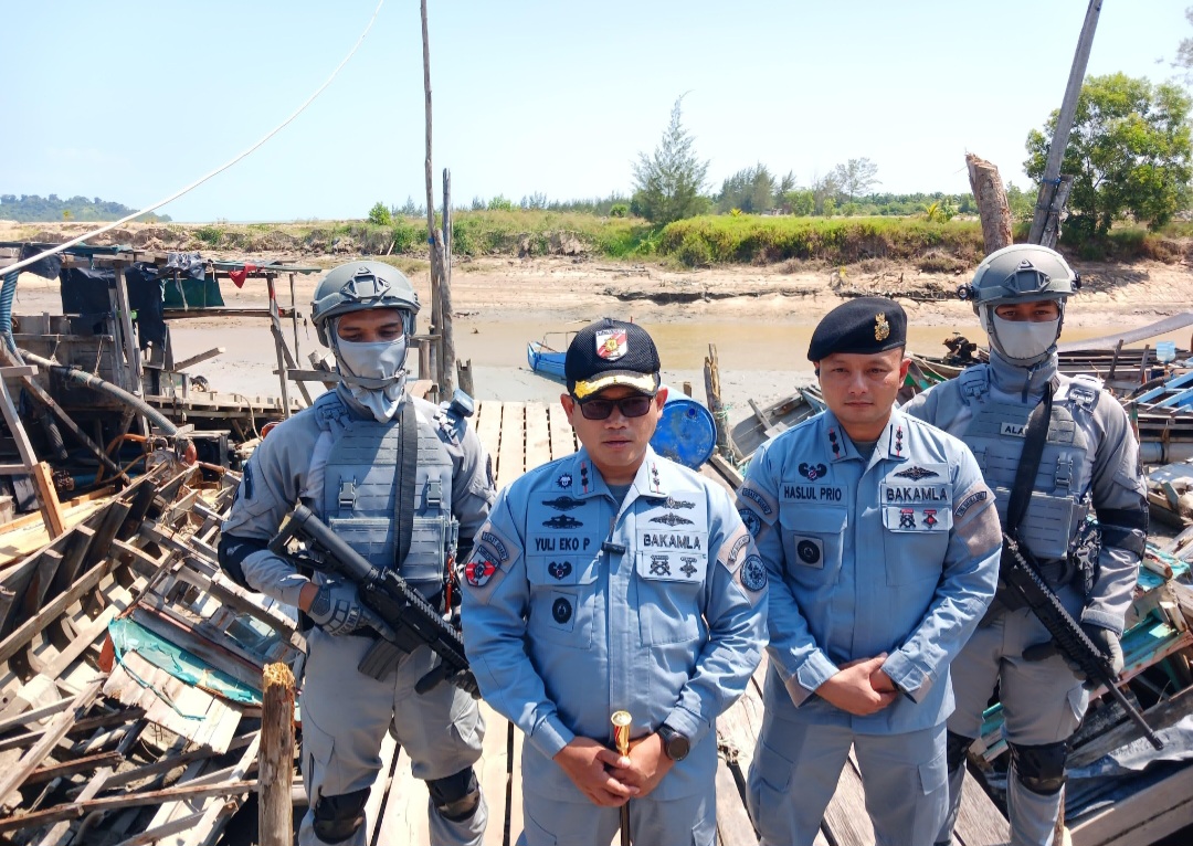 Kepala Stasiun Bakamla Babel, Letkol Bakamla Yuli Eko Prihartanto (SinPo.id/dok. Bakamla RI)